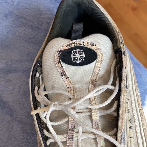 News paper 97s good condition - Picture 11 of 11